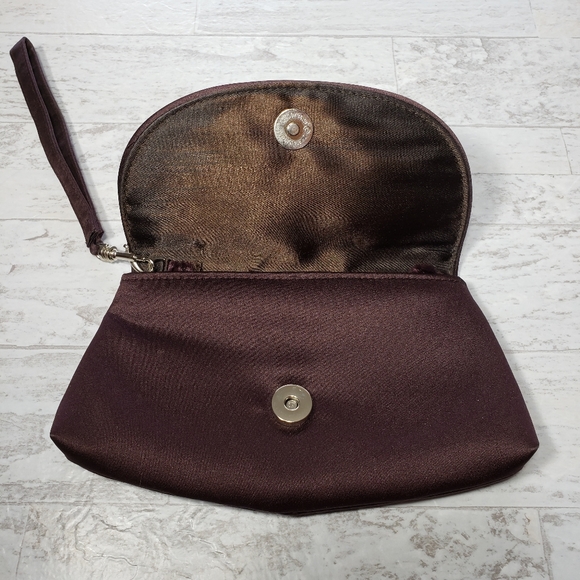 Chocolate Clutch Wristlet - Picture 2 of 7